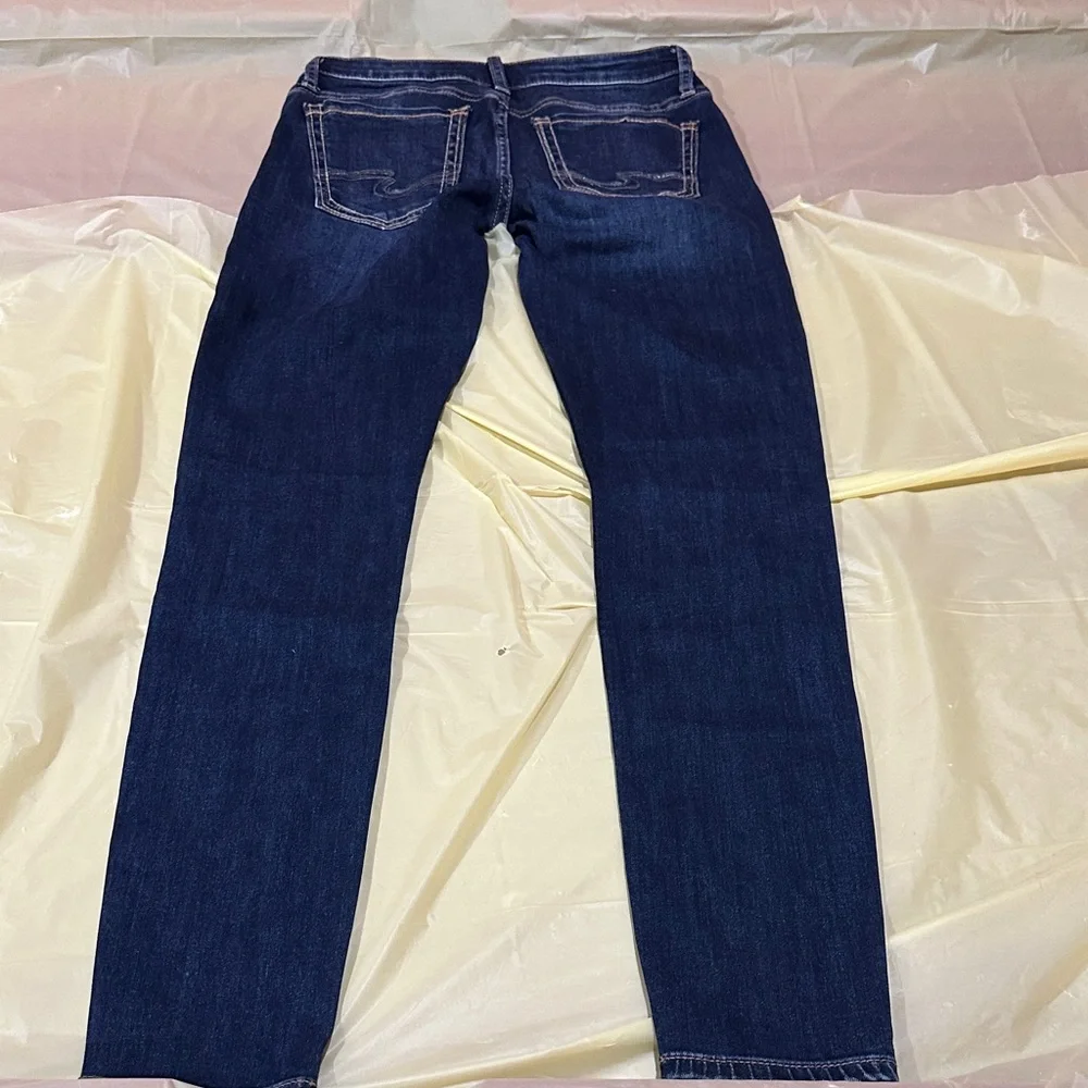 Women's SilverJeans Co. size 27/31 - Picture 4 of 7